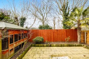 Photo 16- click for photo gallery